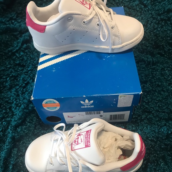 Stan Smiths - Picture 3 of 7